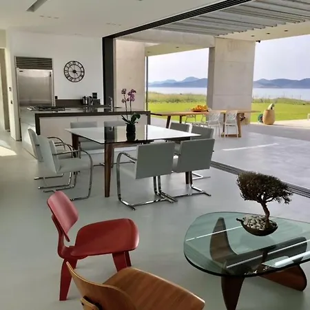 Oasis Lamer Villas Villa